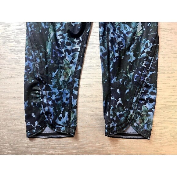 Lululemon Run Top Speed Crop Leggings Full-On Luxtreme Size 4 Floral Blue New - Picture 5 of 8